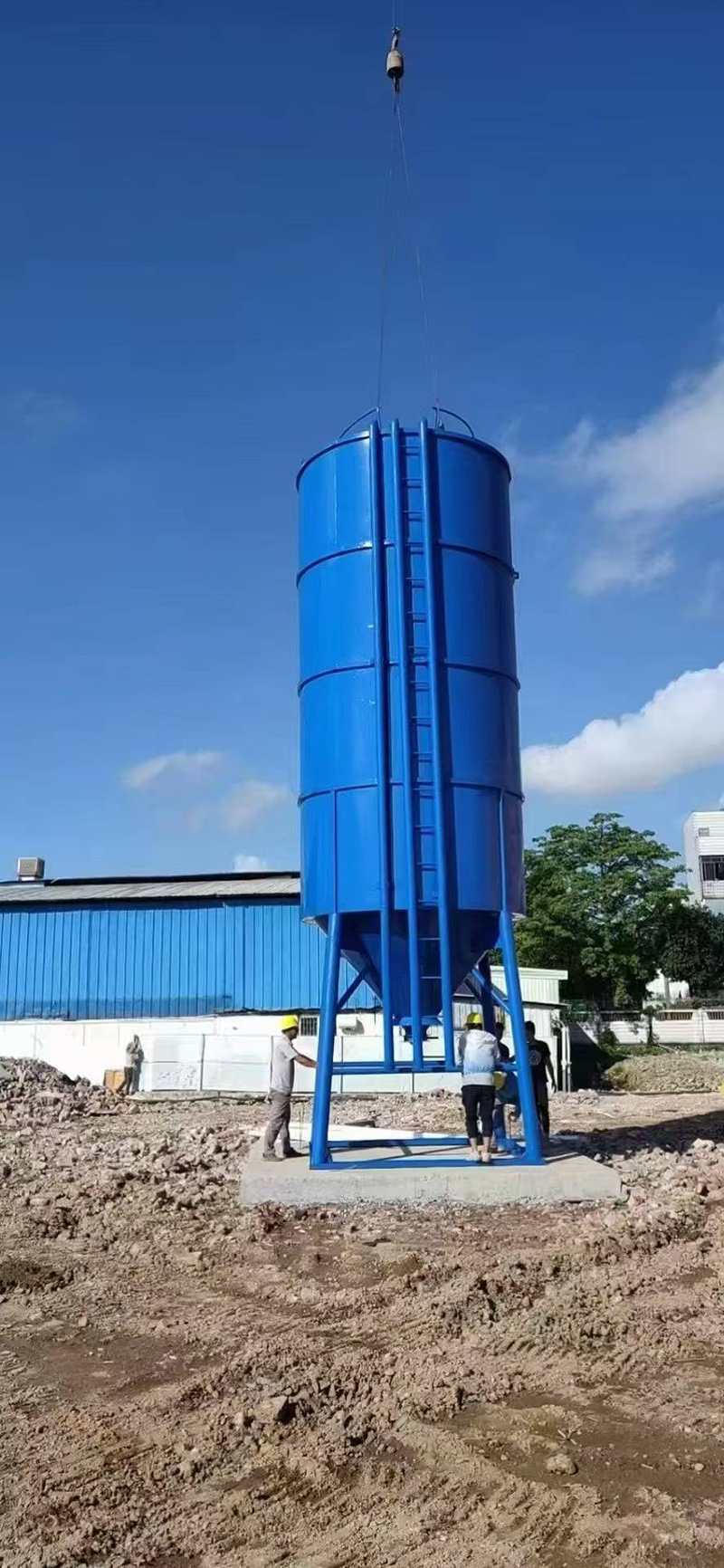 21b7fd095a191e099ec1f61665356832