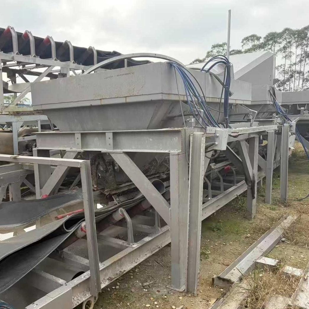 Ground storage type Zoomlion HZS180