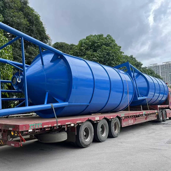 A 60-ton cement tank