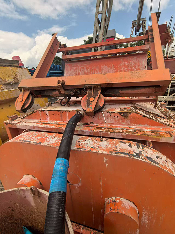 30b389d385e295393c0ece85661c4f48