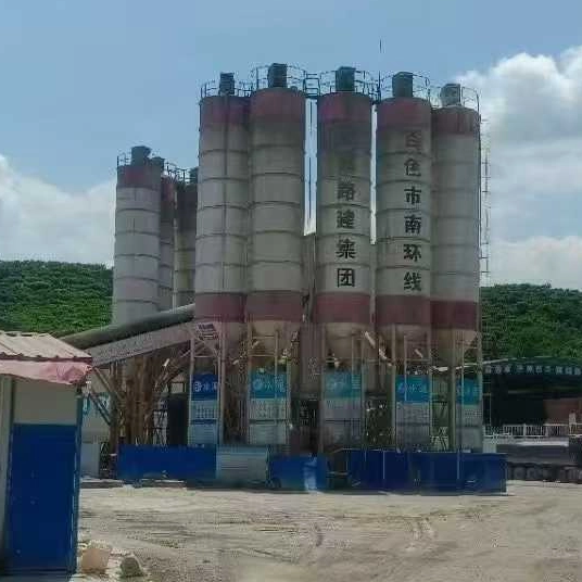A 120-ton cement tank